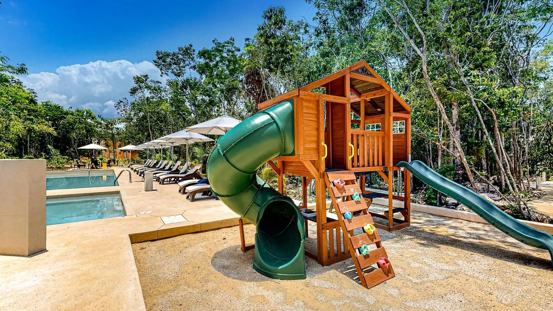 The Hibiscus House Villa Tulum Feriehus