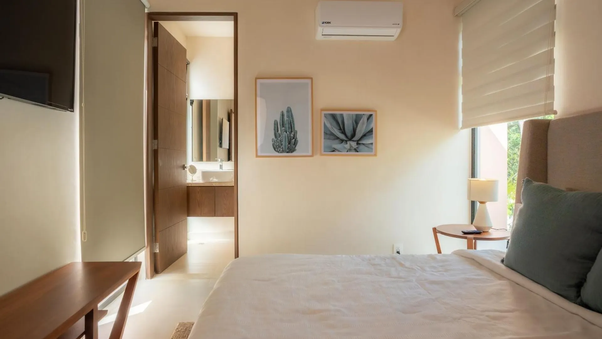 The Hibiscus House Villa Tulum Feriehus