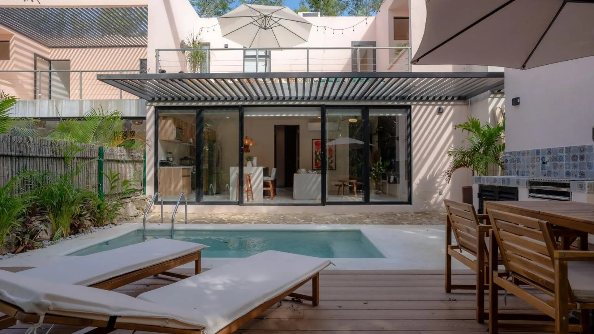 Feriehus The Hibiscus House Villa Tulum